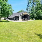 Vakantiehuis 8 Person In *