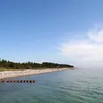 8 Person In * Hadsund