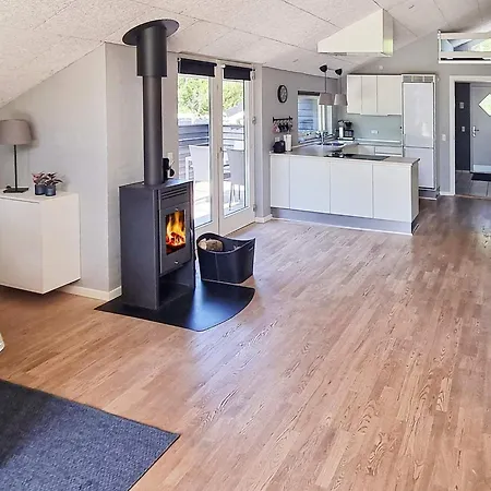 8 Person In Tatil Evi